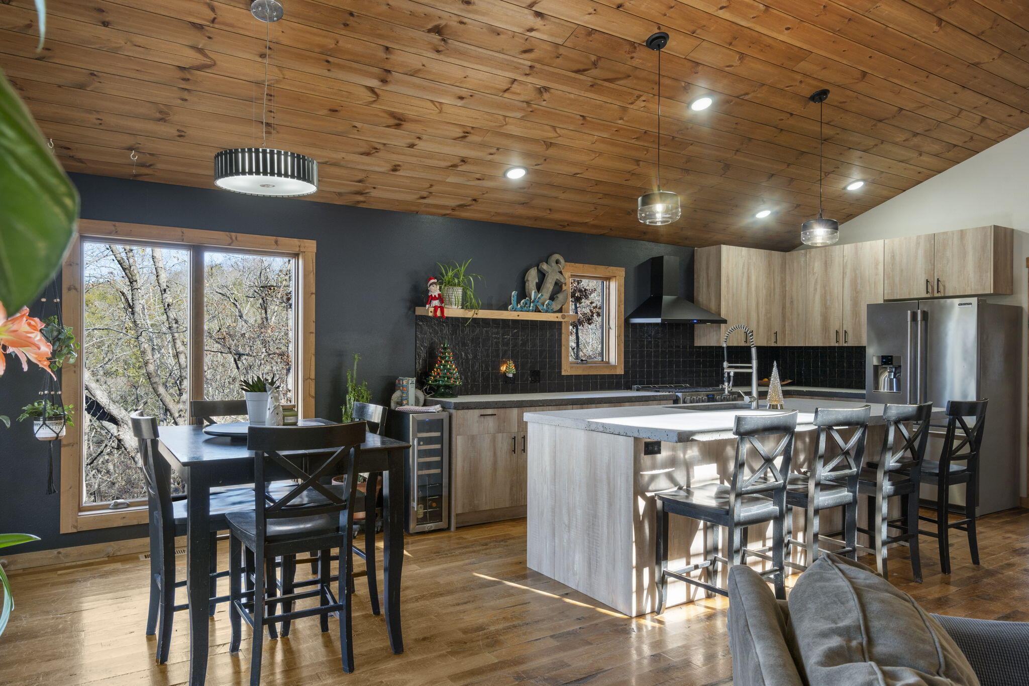 28 Irish Hills Boulevard Property Photo 18