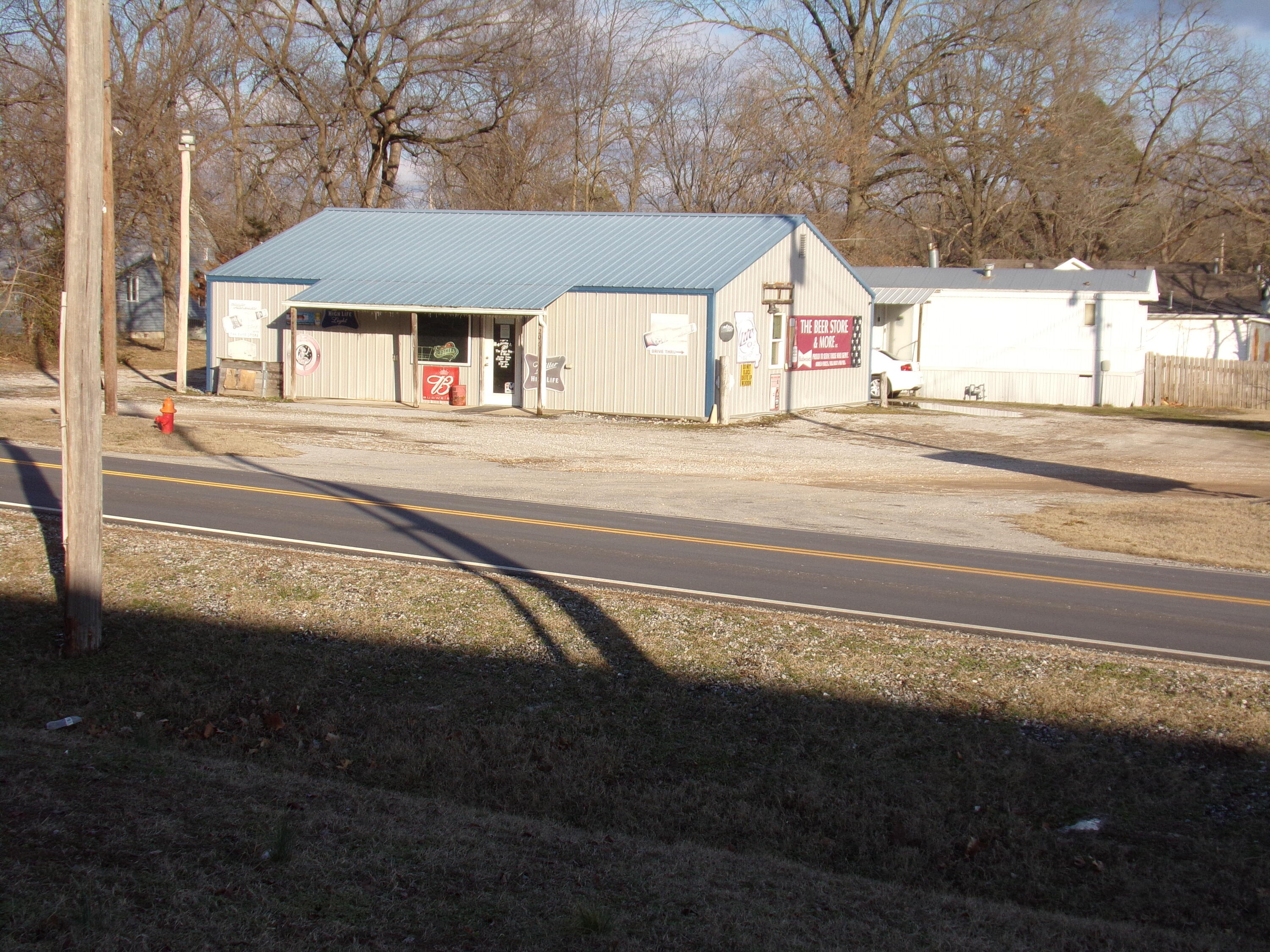 204 & 206 Jesse James Road Property Photo 5