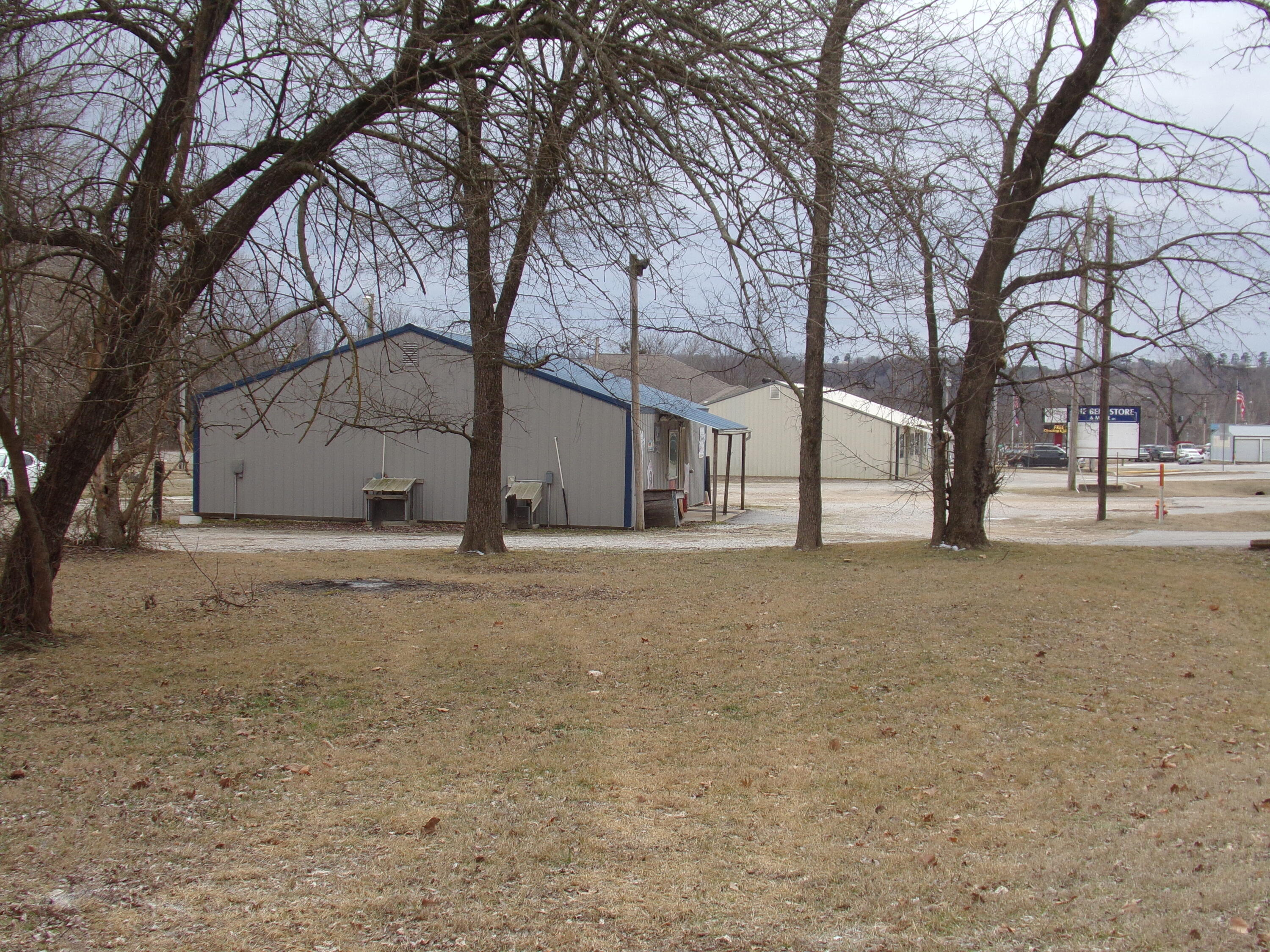 204 & 206 Jesse James Road Property Photo 6