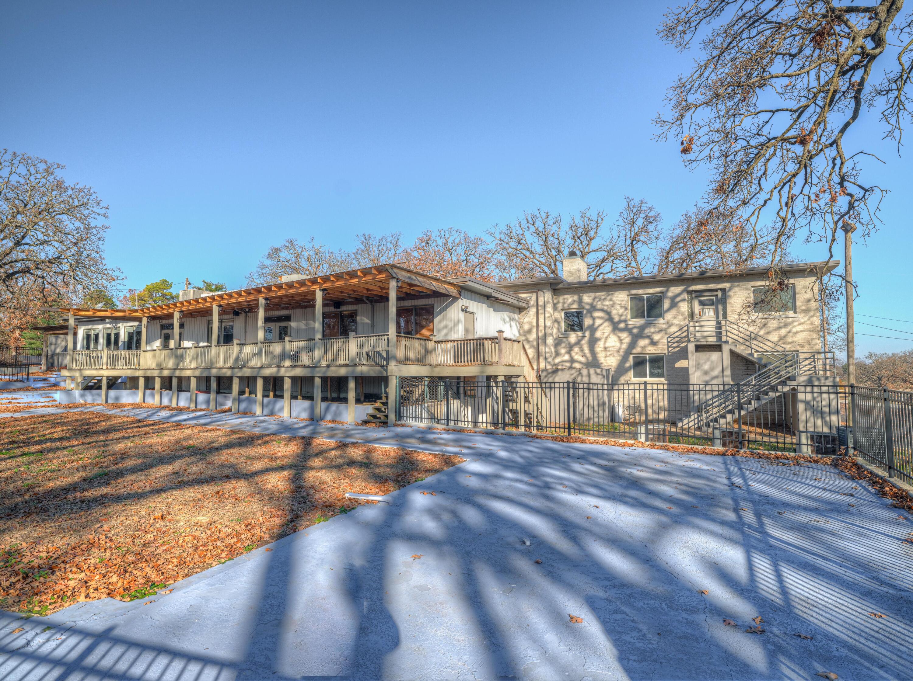 988 South Country Club Road Property Photo 39