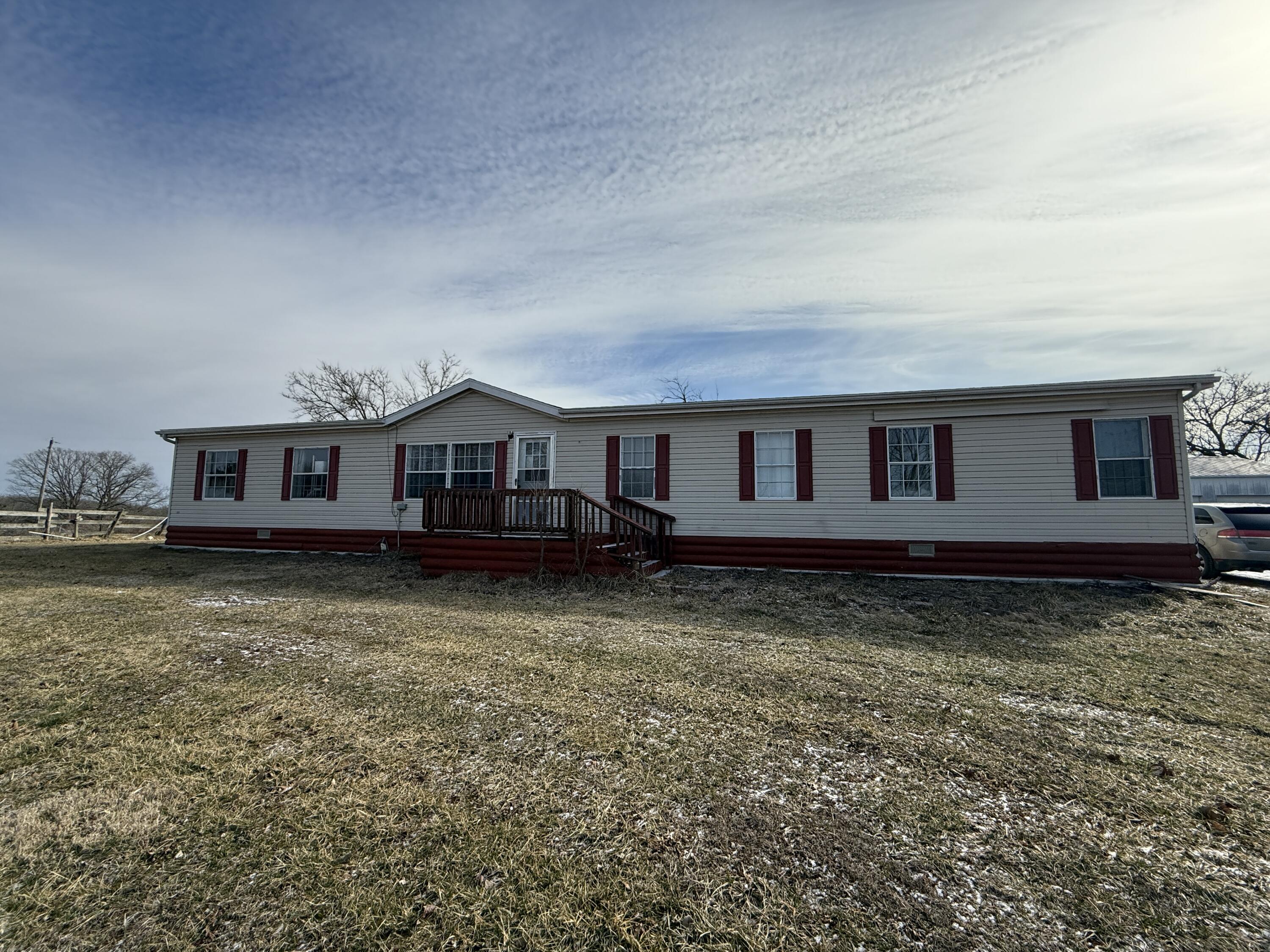 950 Highway 95 Property Photo 1