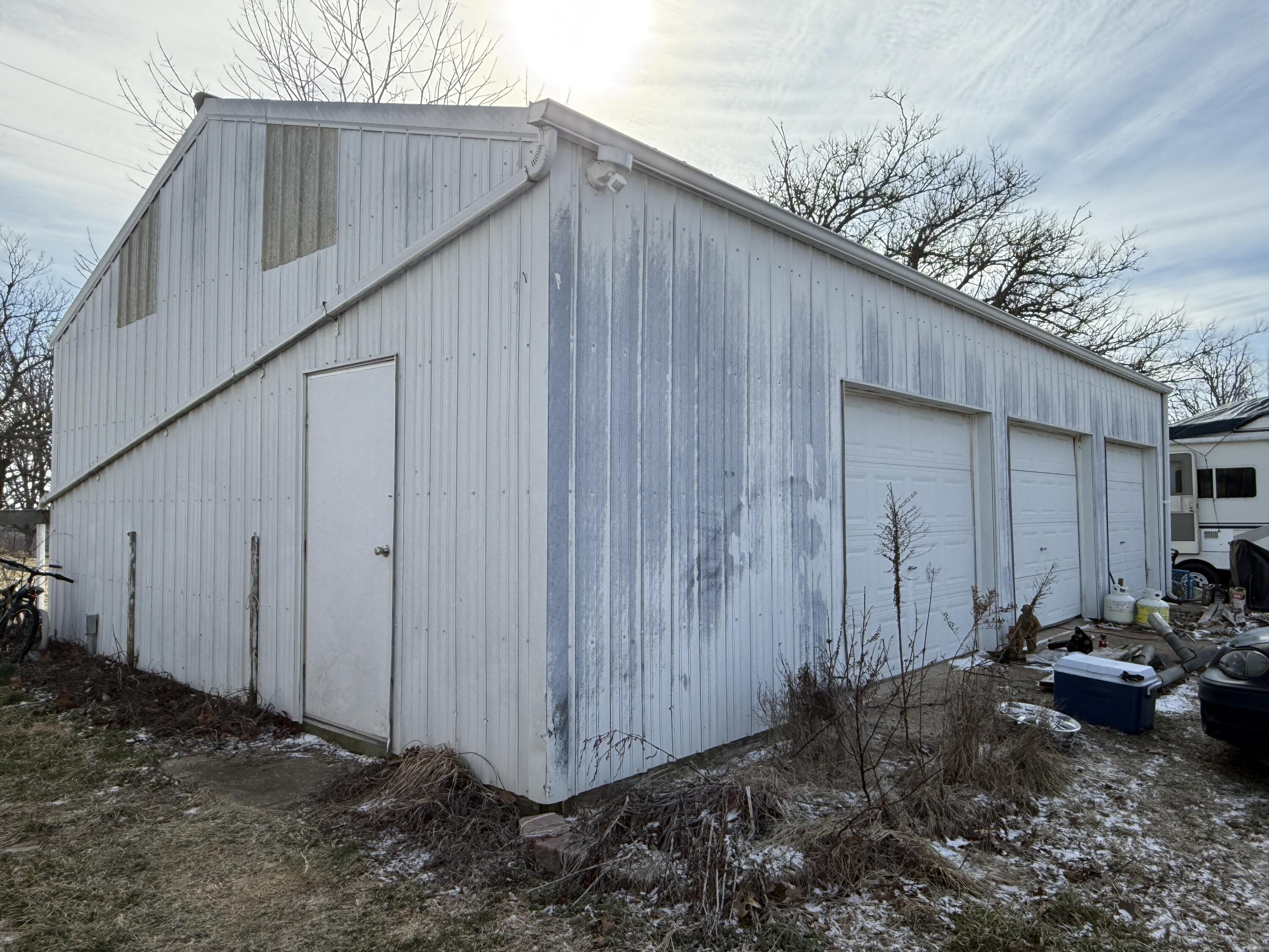 950 Highway 95 Property Photo 5