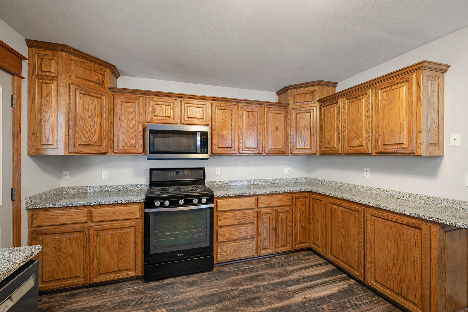 16569 Co Rd W 14-533 Property Photo 4