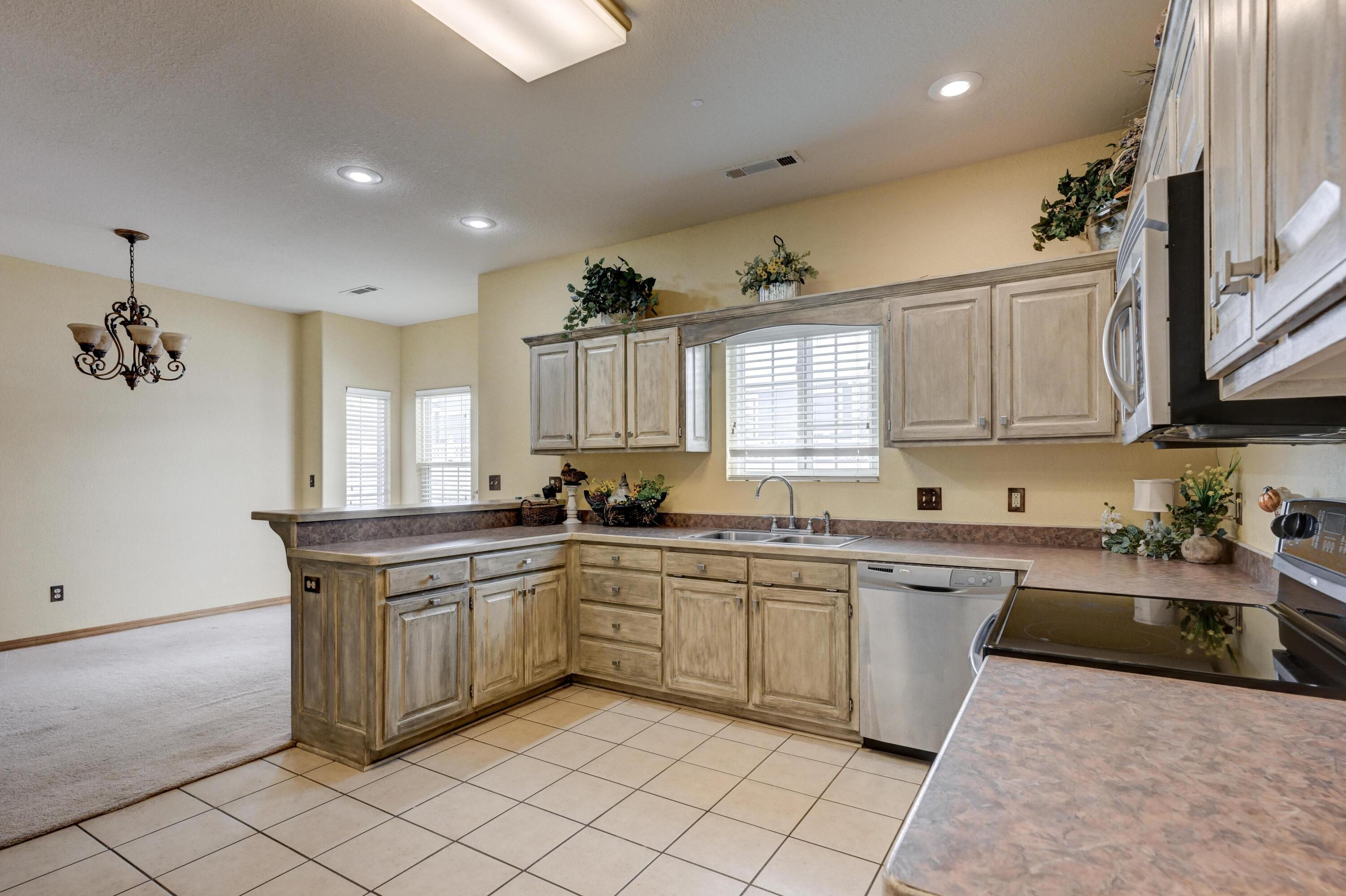 4320 Wisteria Way Property Photo 23