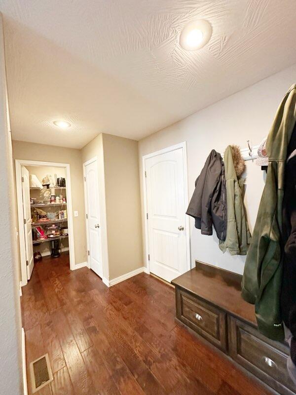 2689 East Keystone Drive Property Photo 8