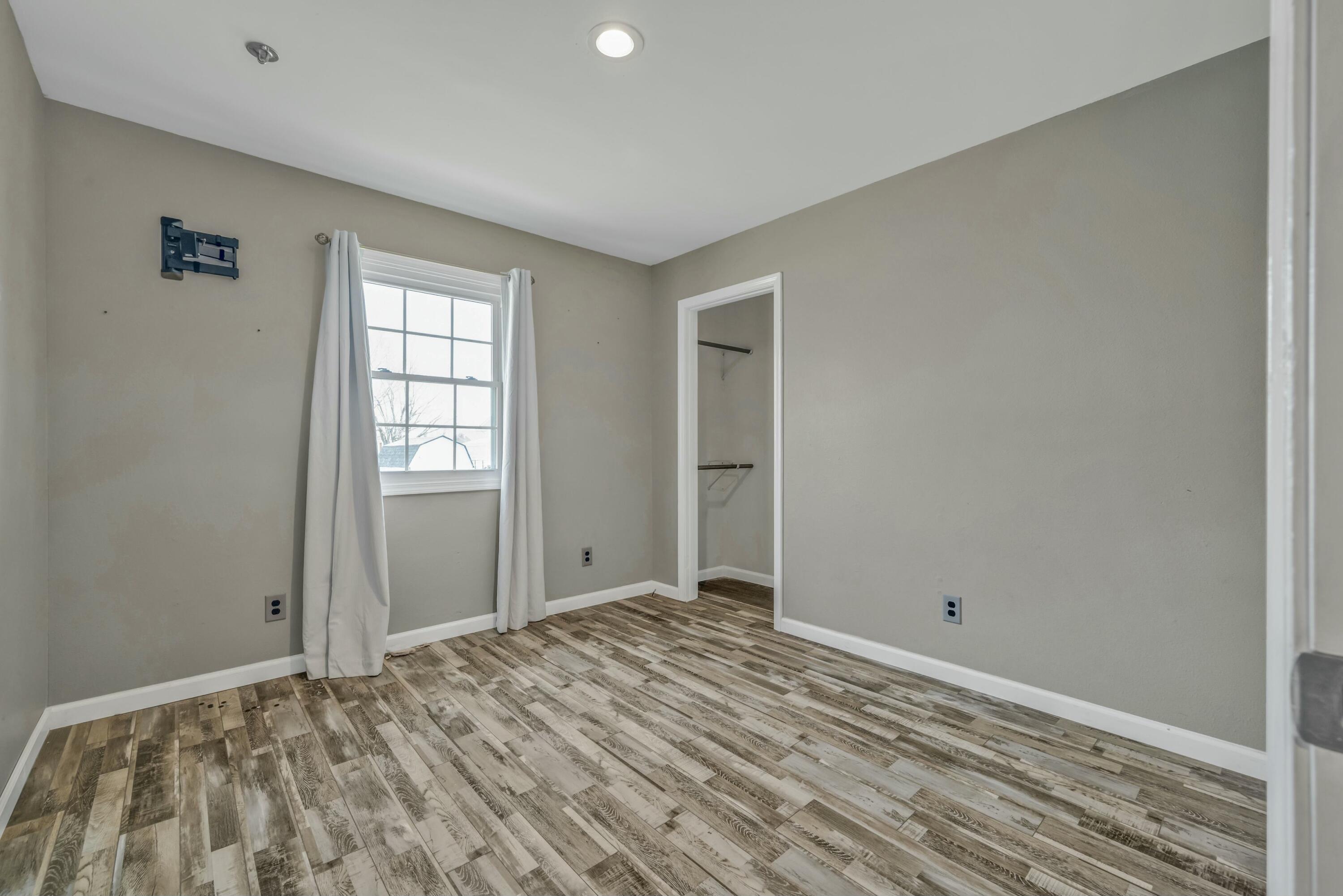 707 Howell Drive Property Photo 16