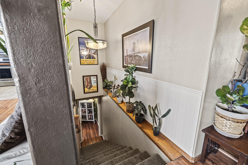 618 Sarah Court Property Photo 27
