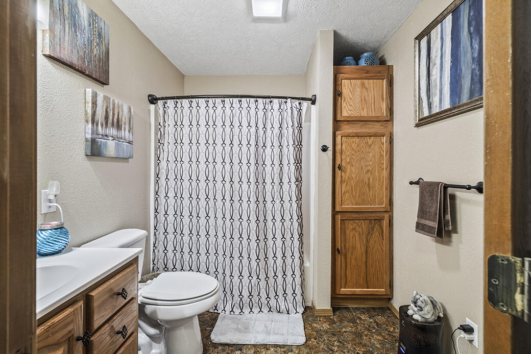 618 Sarah Court Property Photo 36