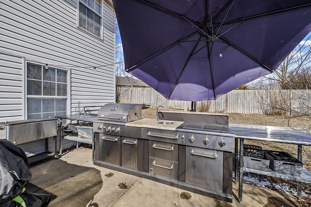 618 Sarah Court Property Photo 43