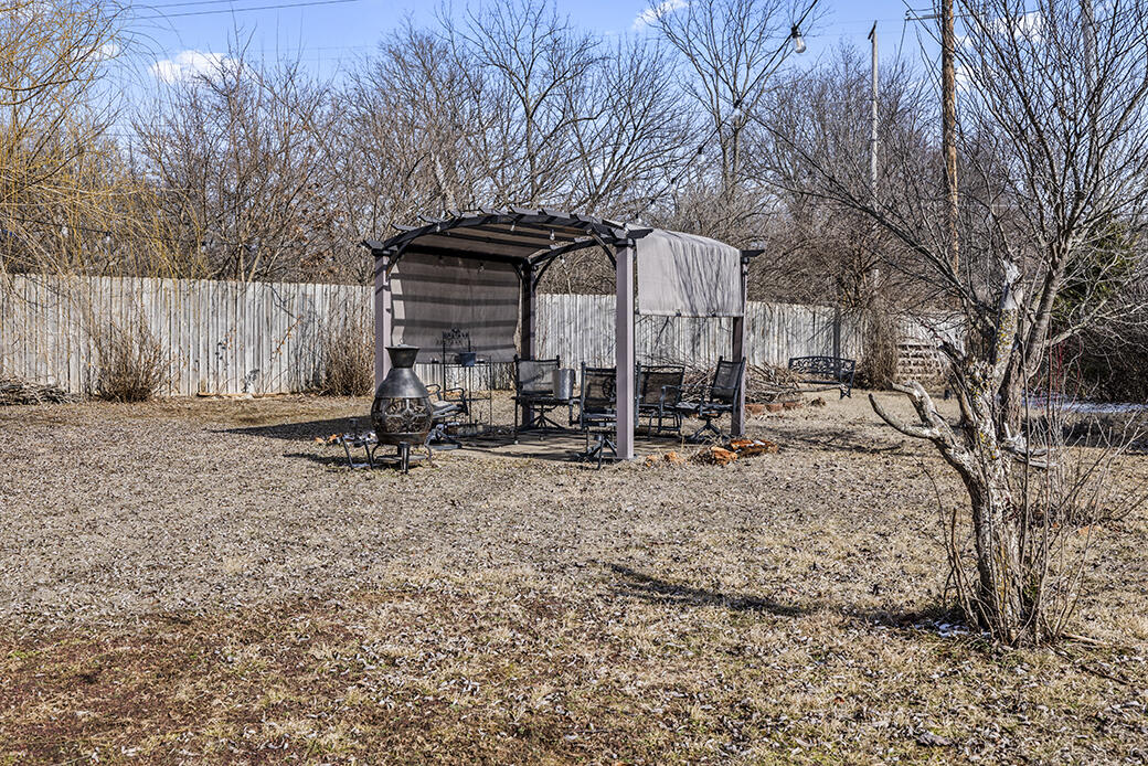 618 Sarah Court Property Photo 46