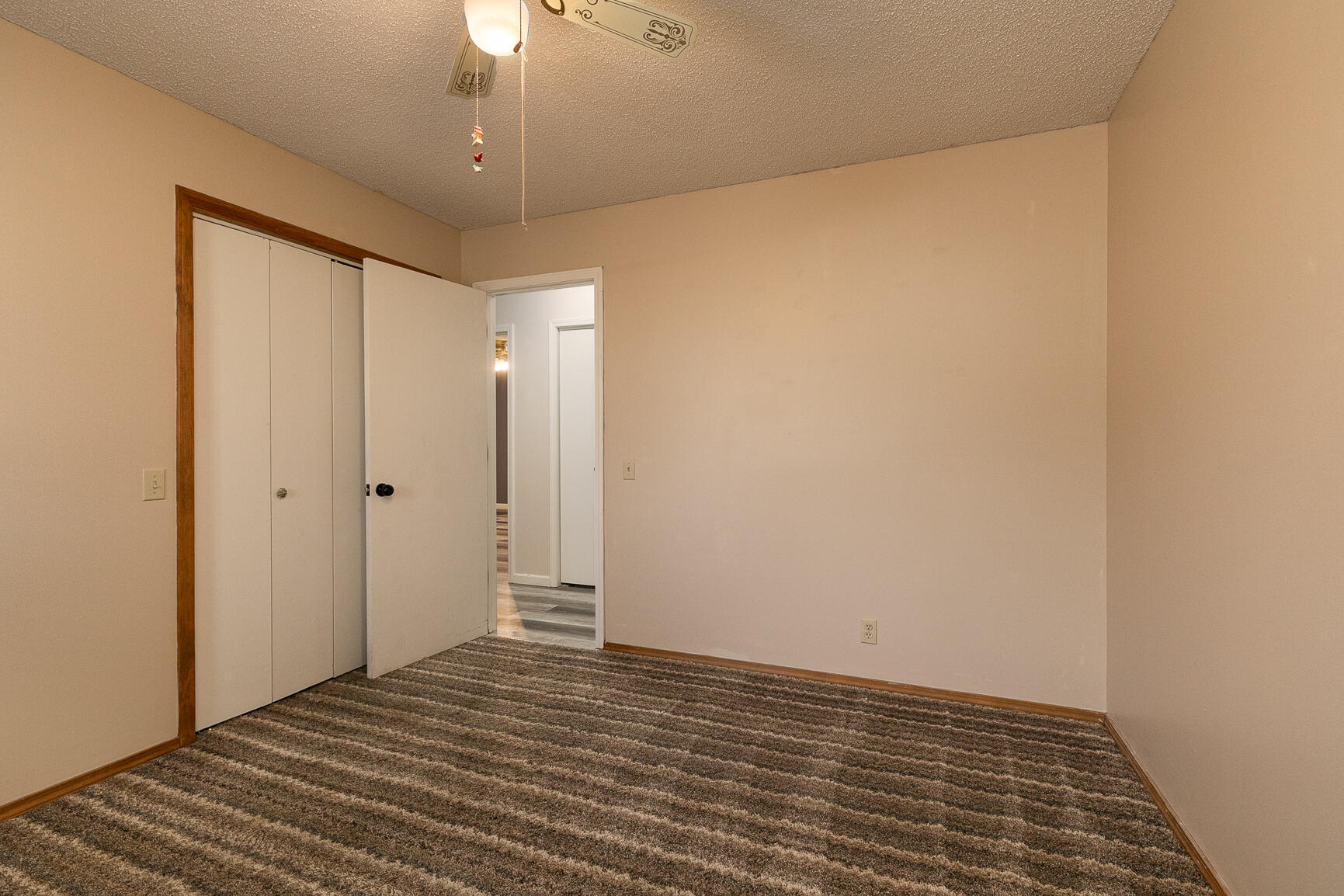 2224 West College Drive Property Photo 18