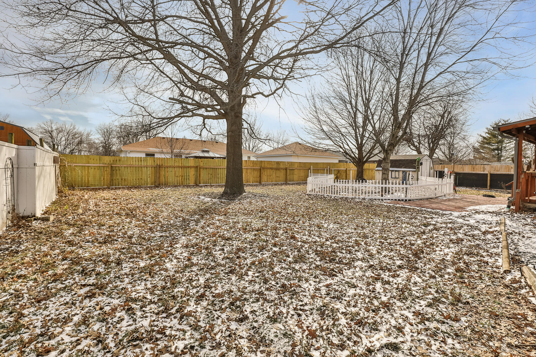 2224 West College Drive Property Photo 24