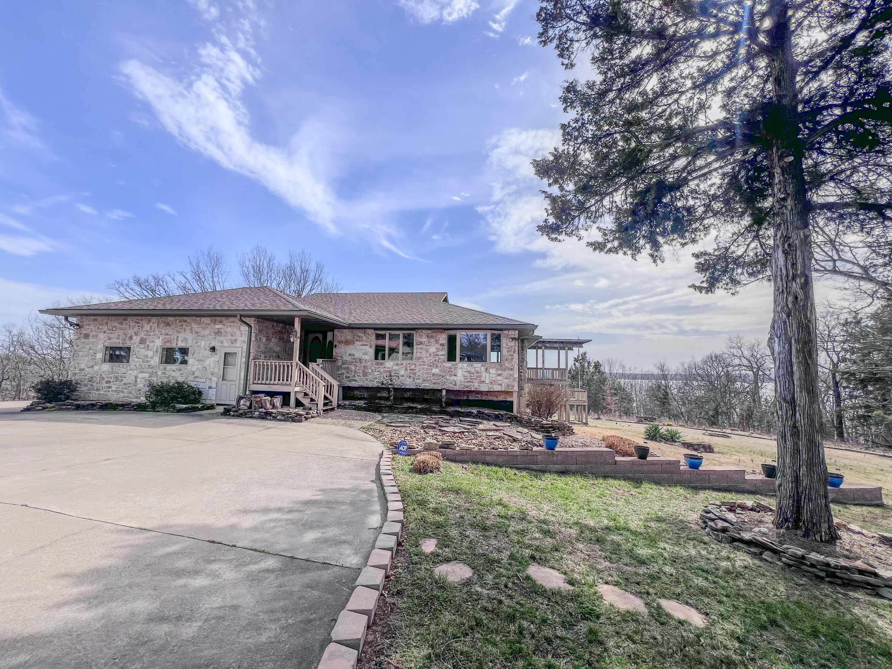 22811 Sunset View Road Property Photo