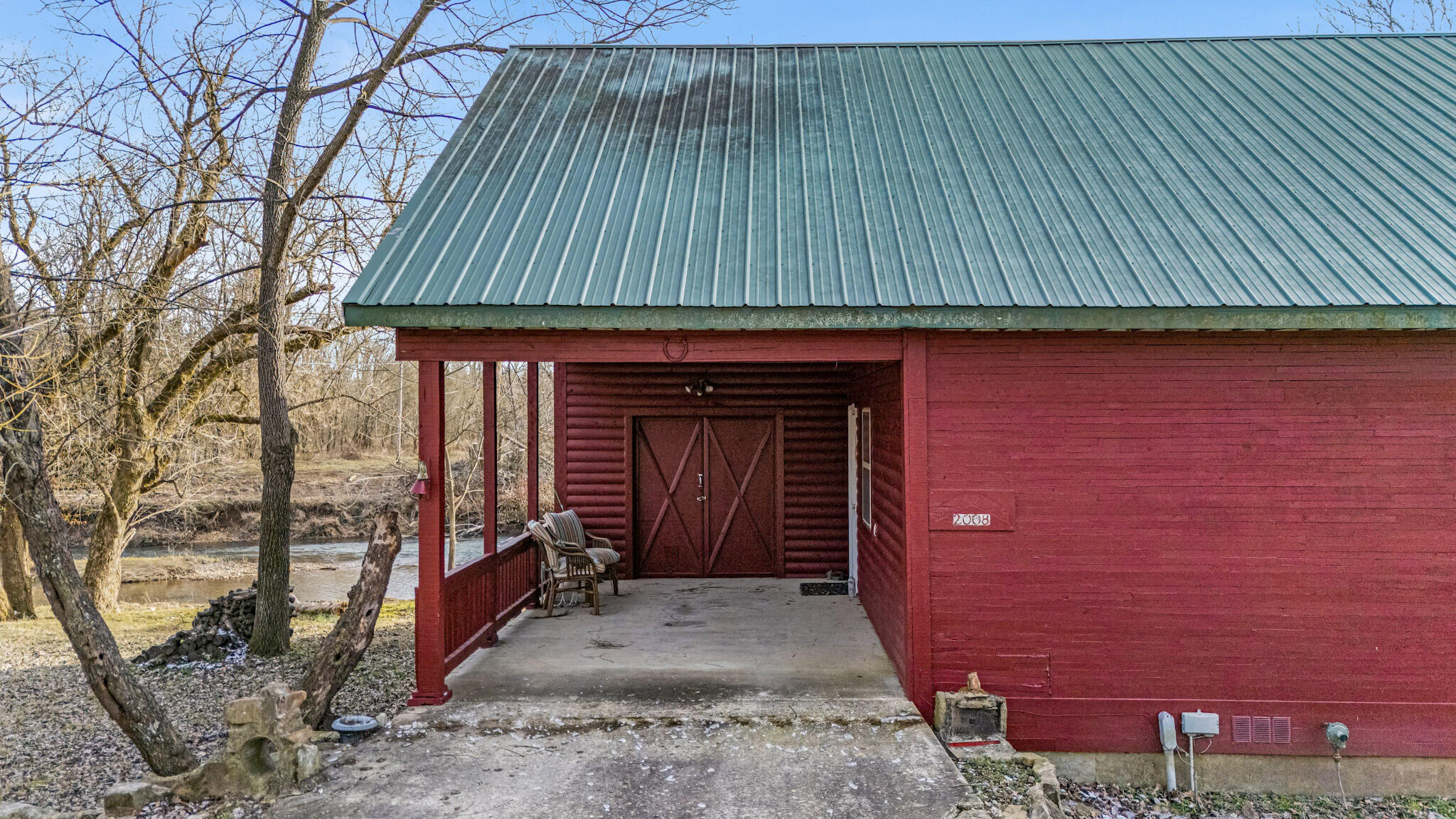 305 Thomas Street Property Photo 32