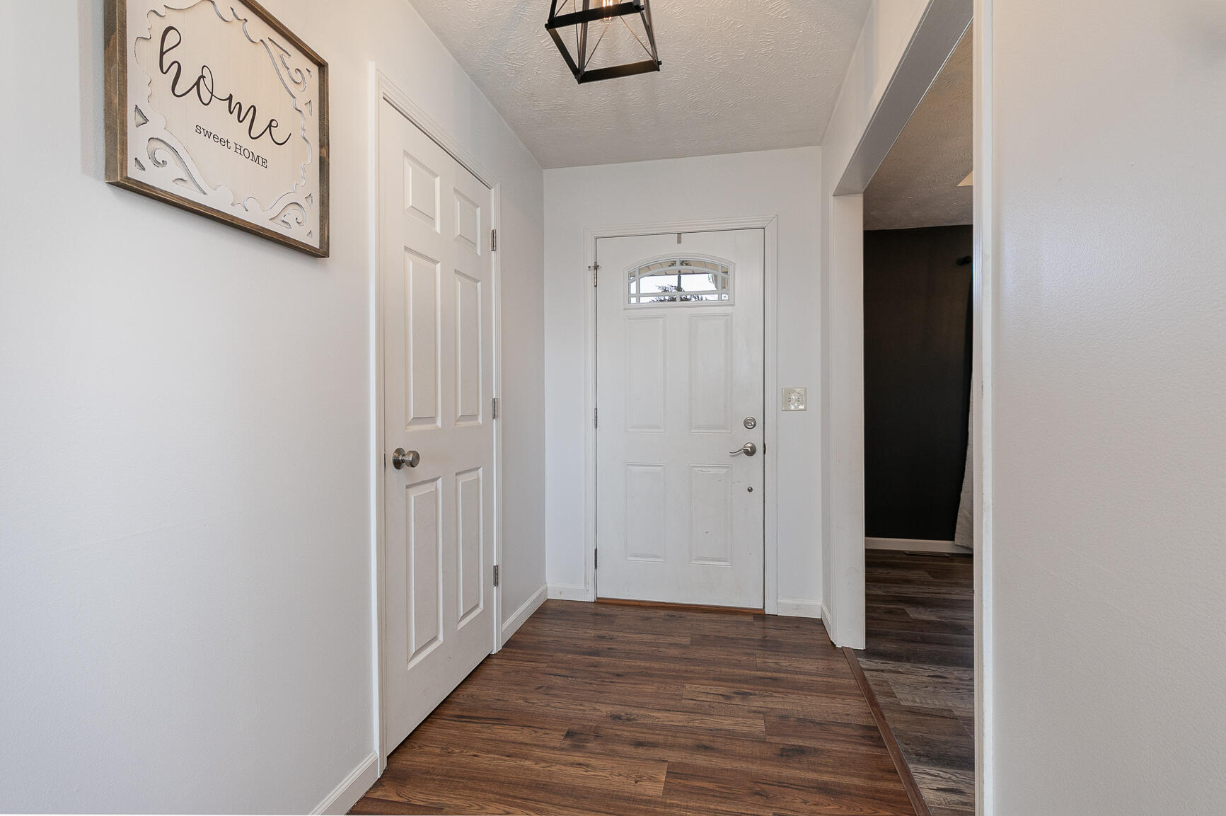 1104 South Mahogany Road Property Photo 4