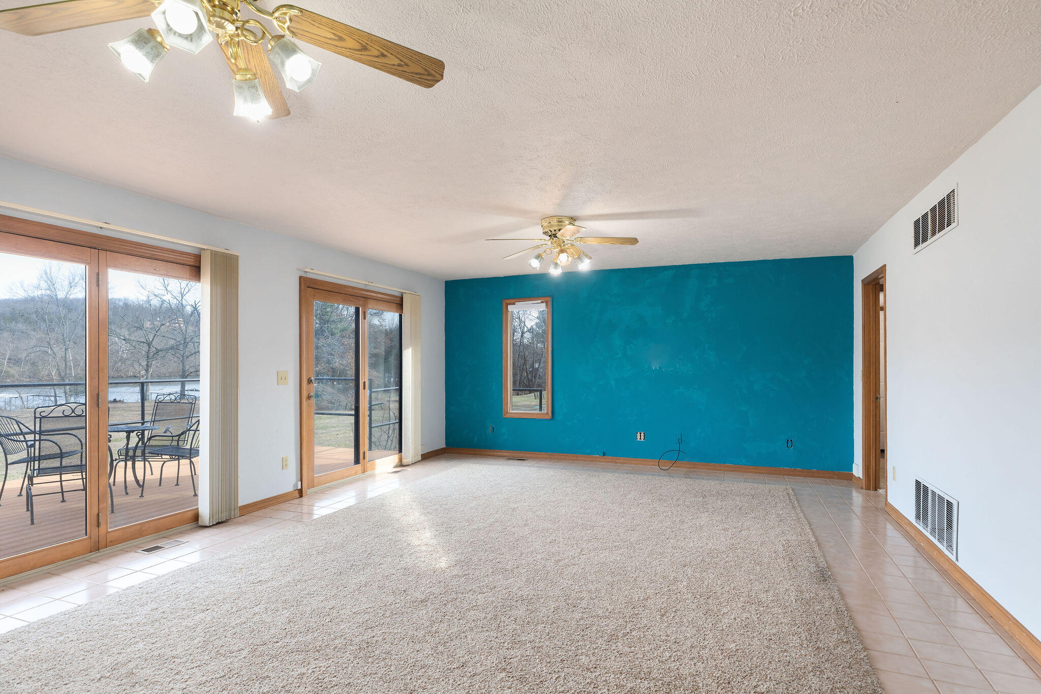 314 Easy Street Property Photo 7