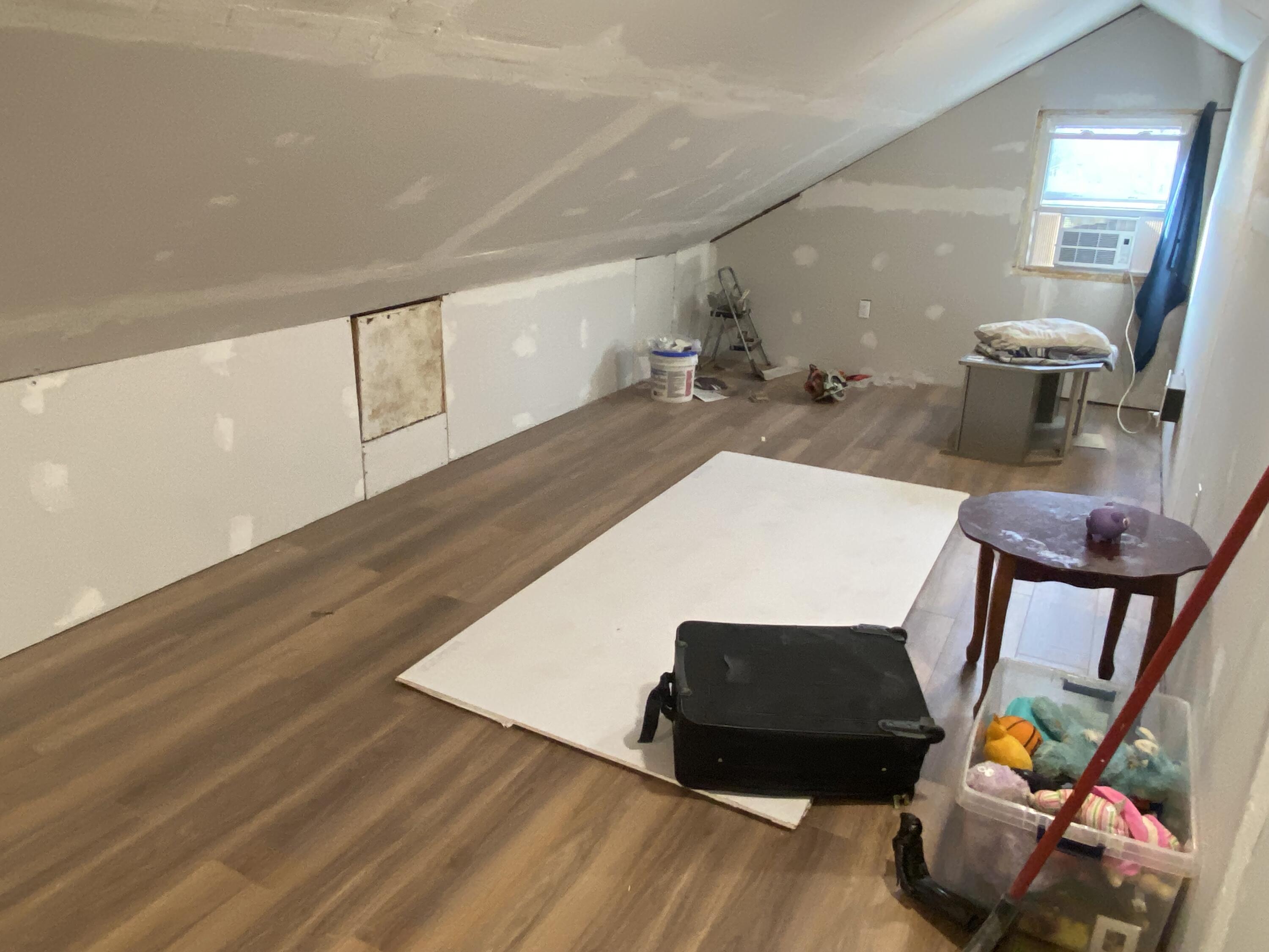 828 South Glenn Avenue Property Photo 30