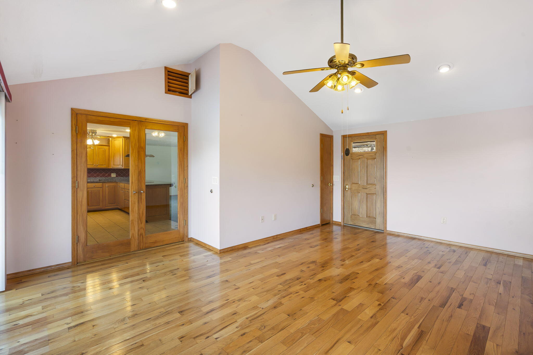 855 Shore Road Property Photo 11