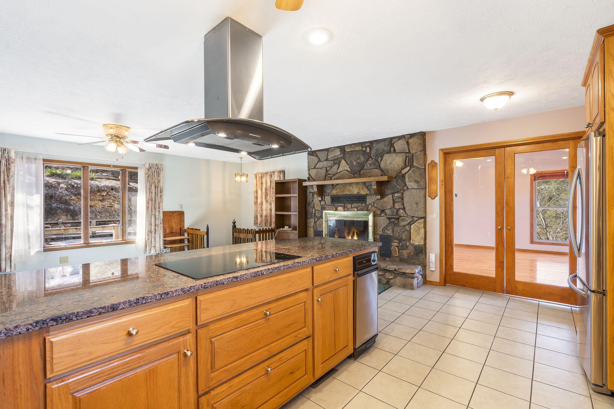 855 Shore Road Property Photo 18