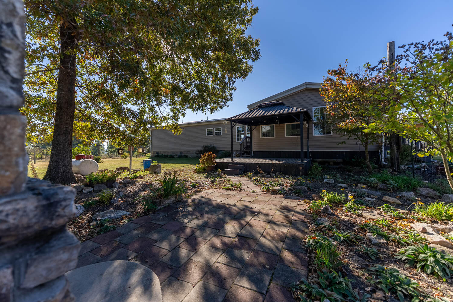 457 Banks Road Property Photo 6