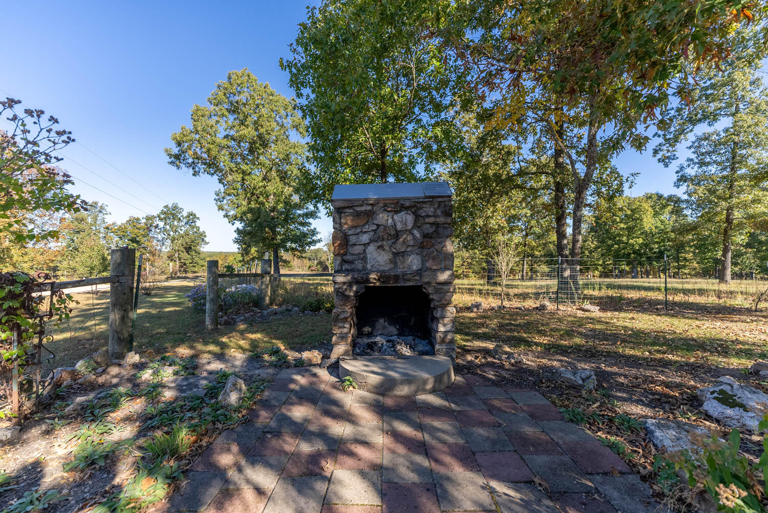 457 Banks Road Property Photo 7