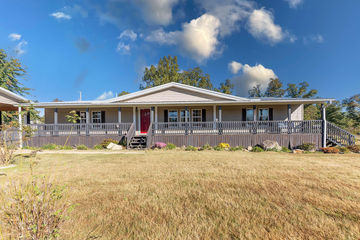 457 Banks Road Property Photo 1