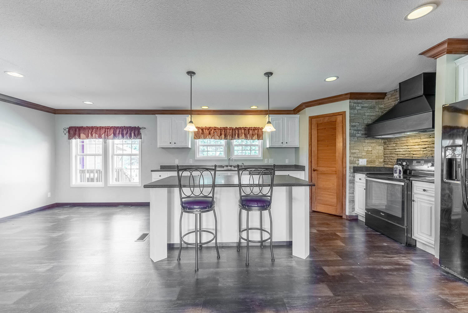 457 Banks Road Property Photo 26