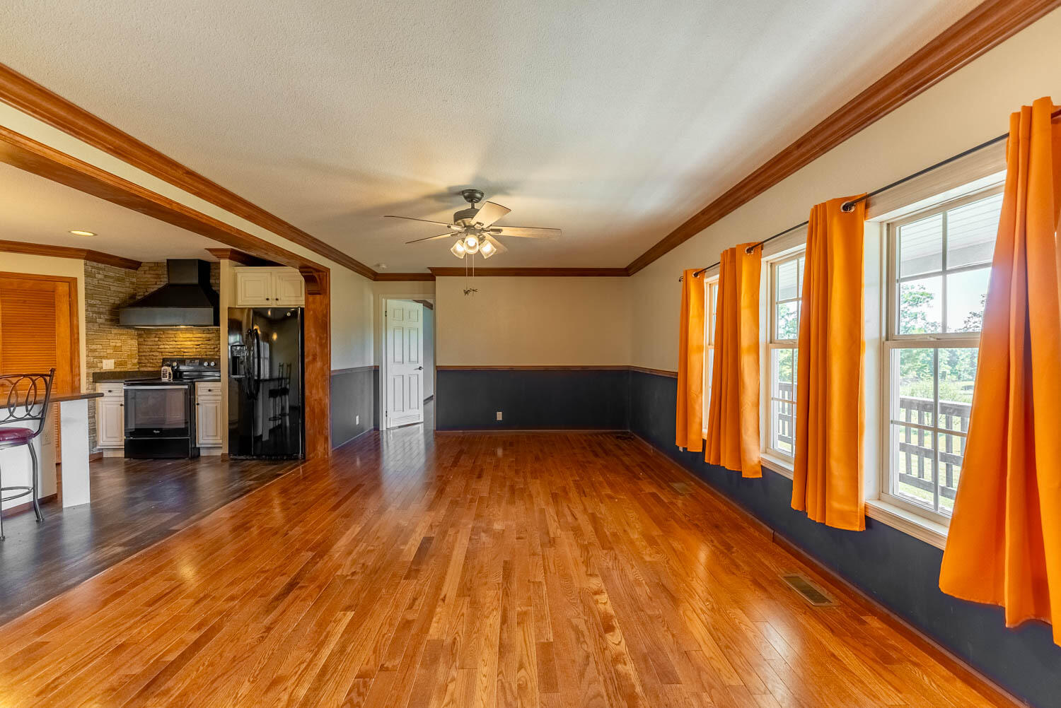 457 Banks Road Property Photo 28