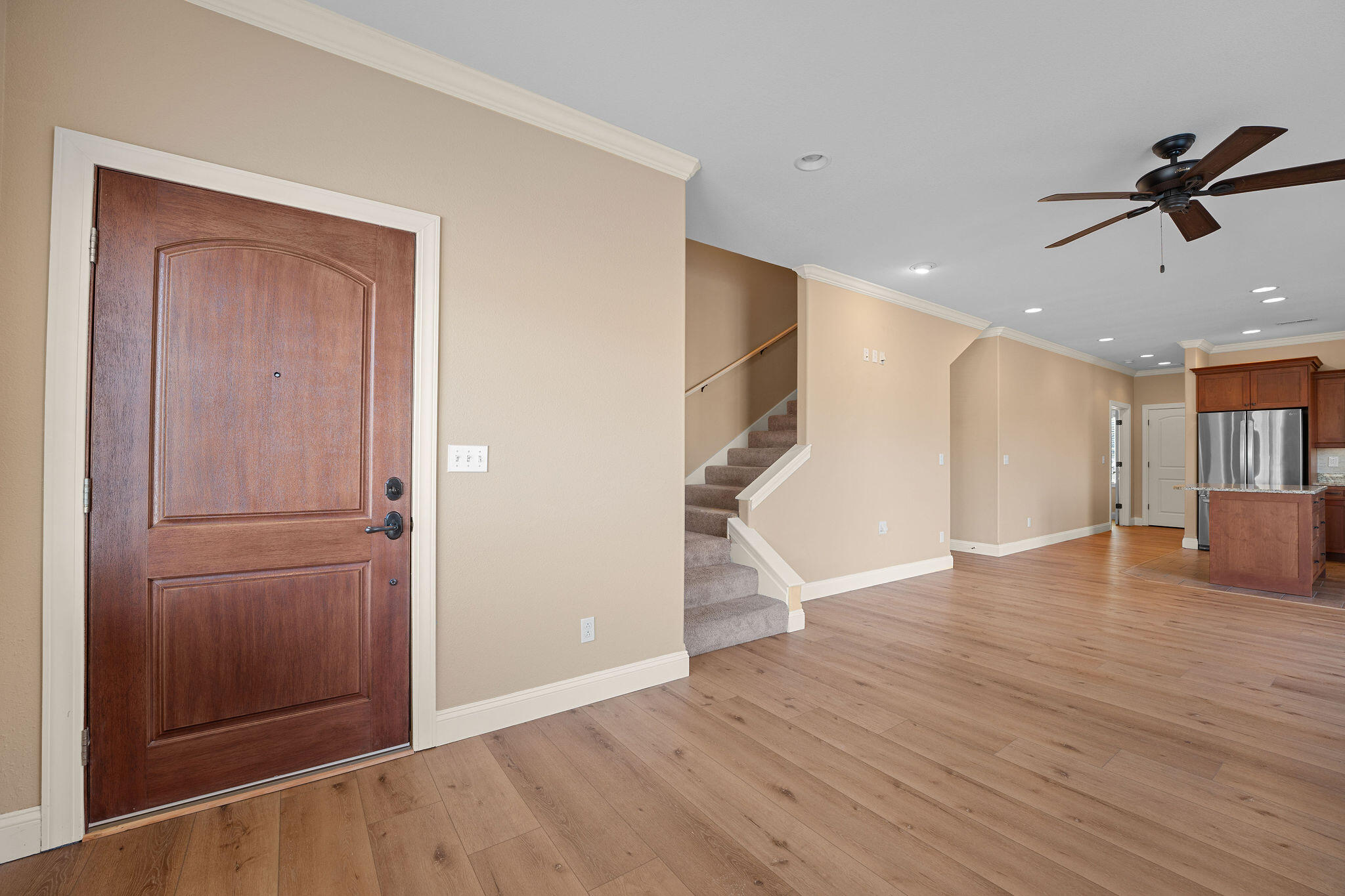 138 Lakehills Drive Property Photo 4