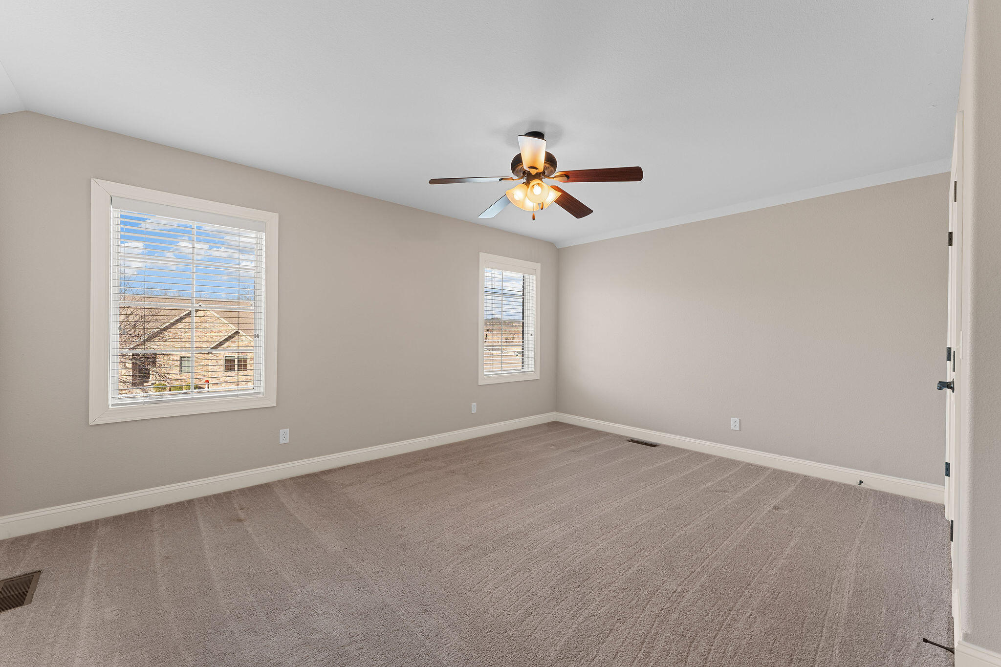 138 Lakehills Drive Property Photo 21