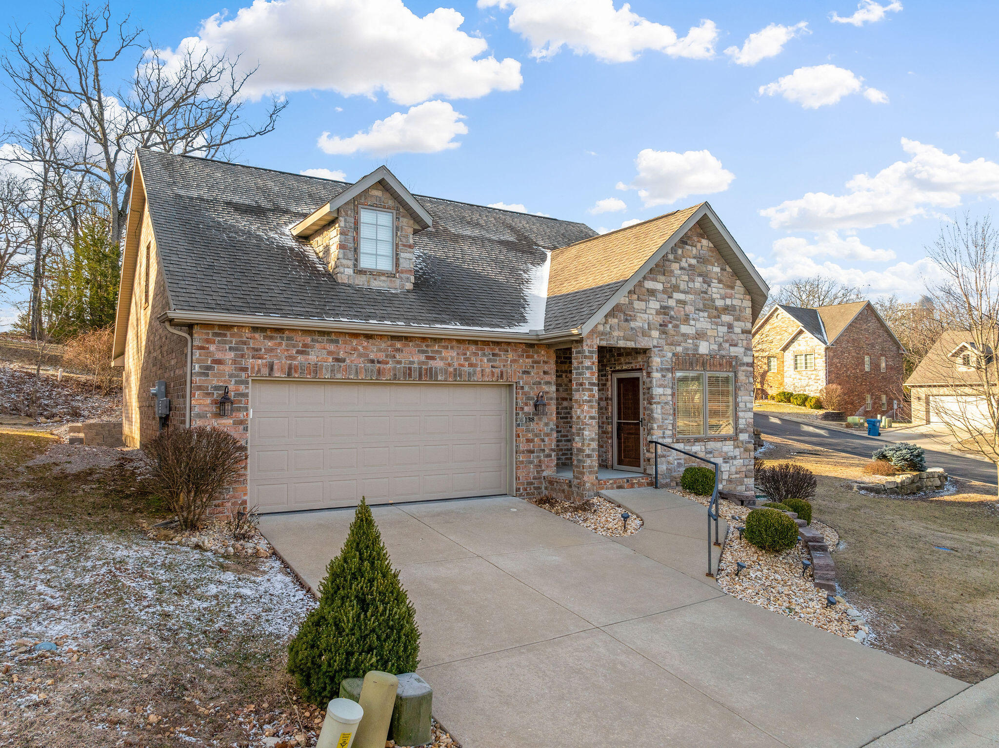 138 Lakehills Drive Property Photo 29