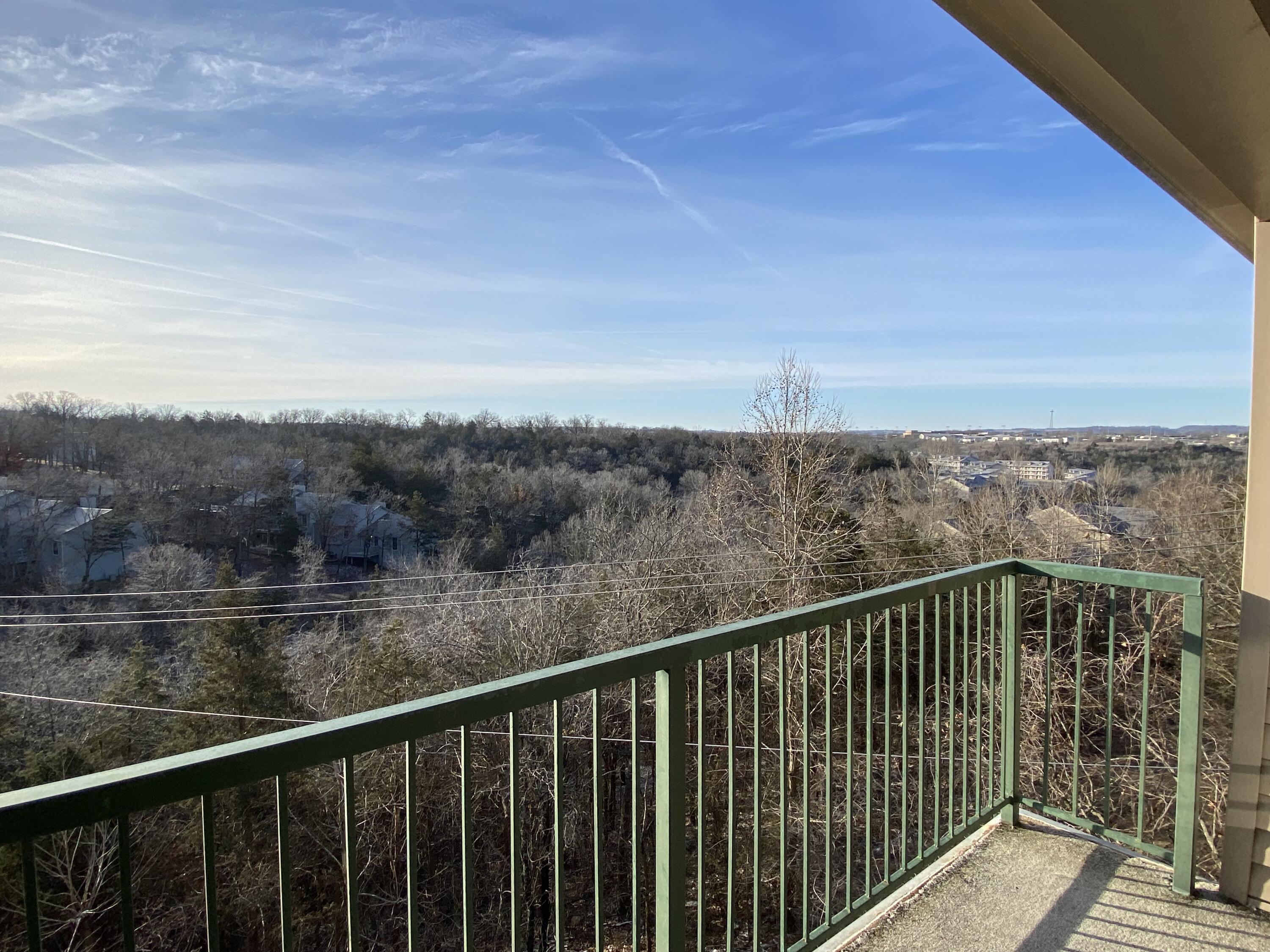 525 Valley View Drive Property Photo 15