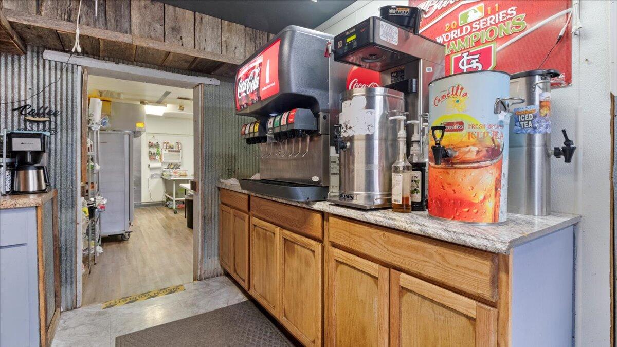 1027 Porter Wagoner Boulevard Property Photo 16