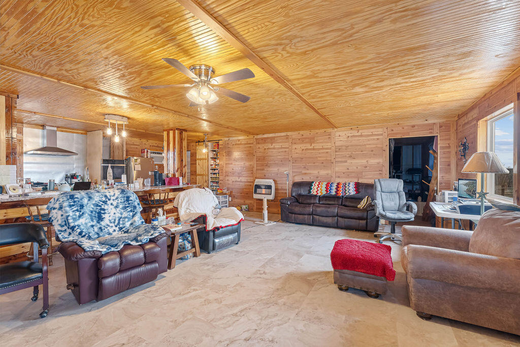 2638 Frye Road Property Photo 5