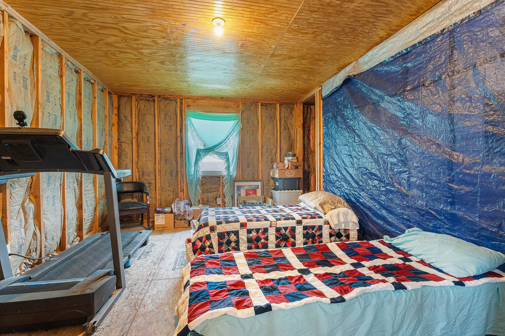 2638 Frye Road Property Photo 6