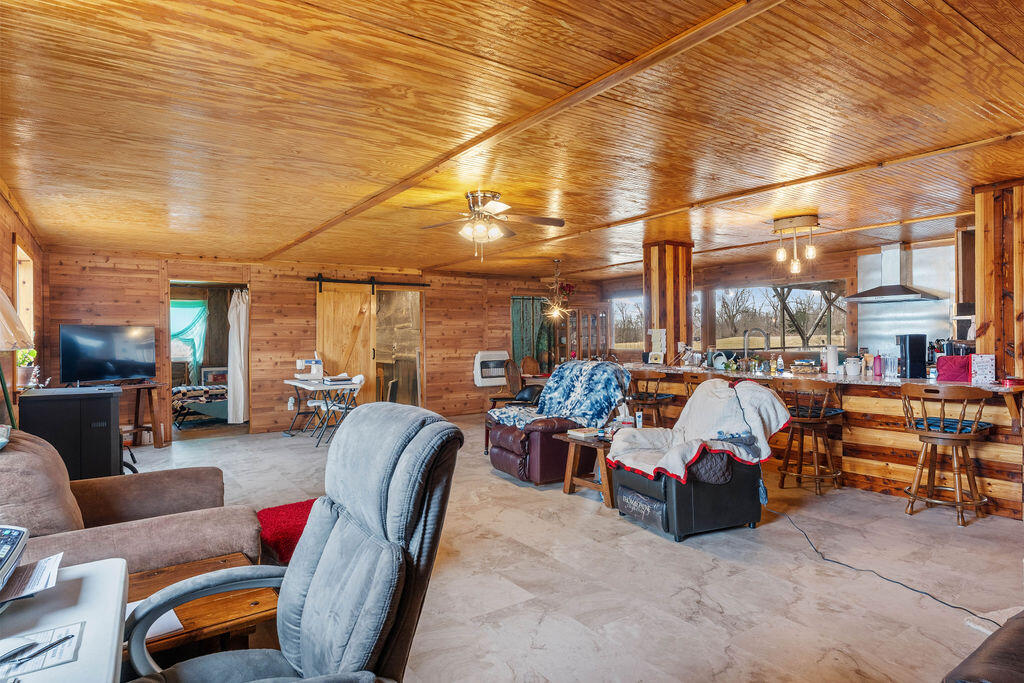 2638 Frye Road Property Photo 13