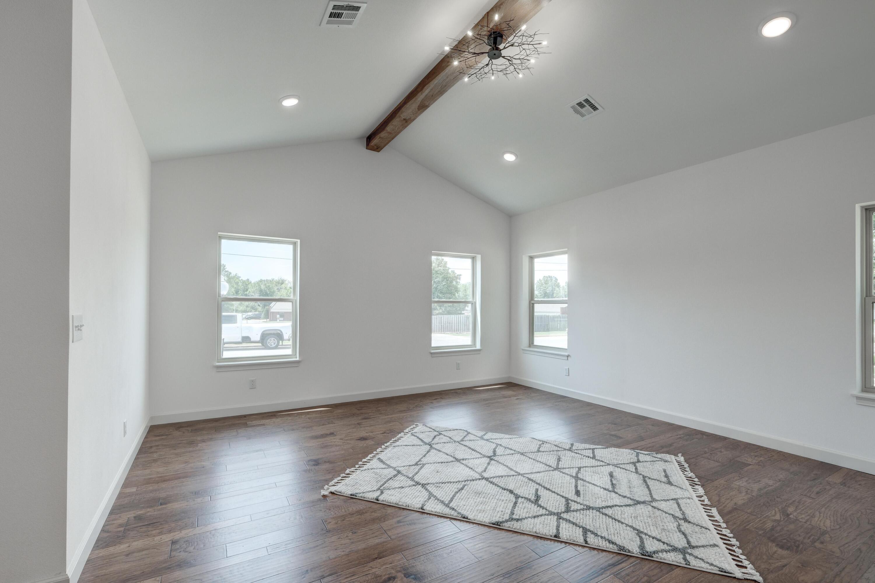 1908 Buena Vista Avenue Property Photo 5