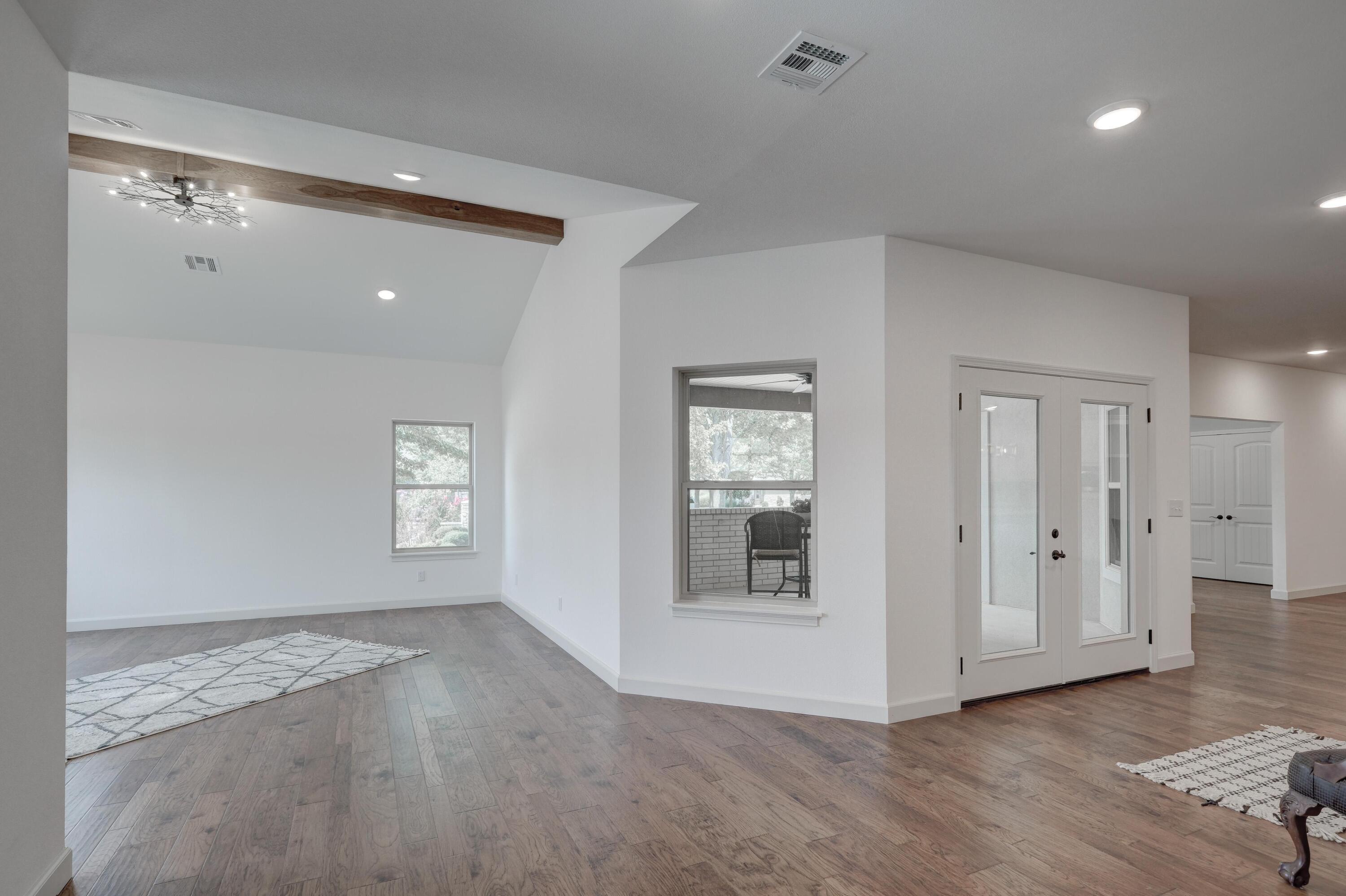 1908 Buena Vista Avenue Property Photo 11