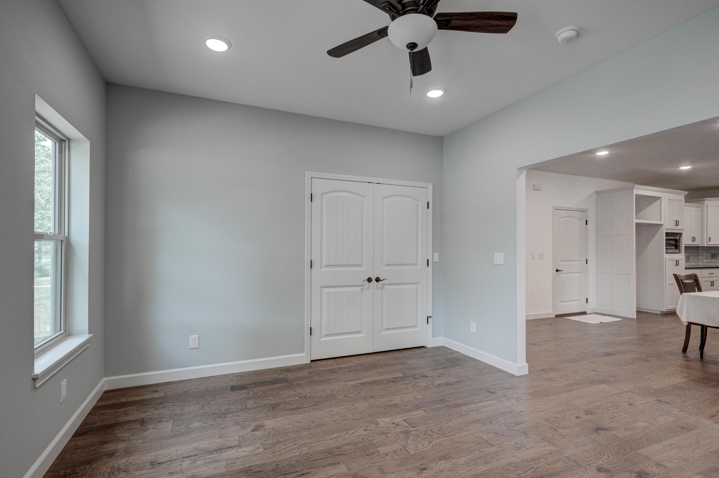 1908 Buena Vista Avenue Property Photo 16
