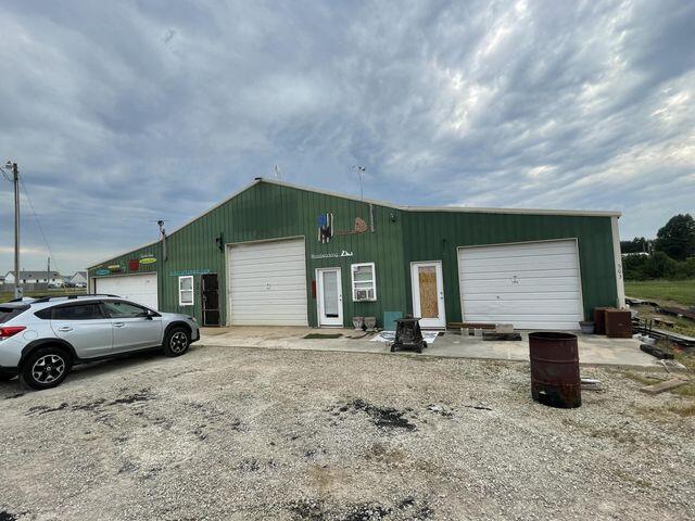 501 Mcnabb Road Property Photo 3