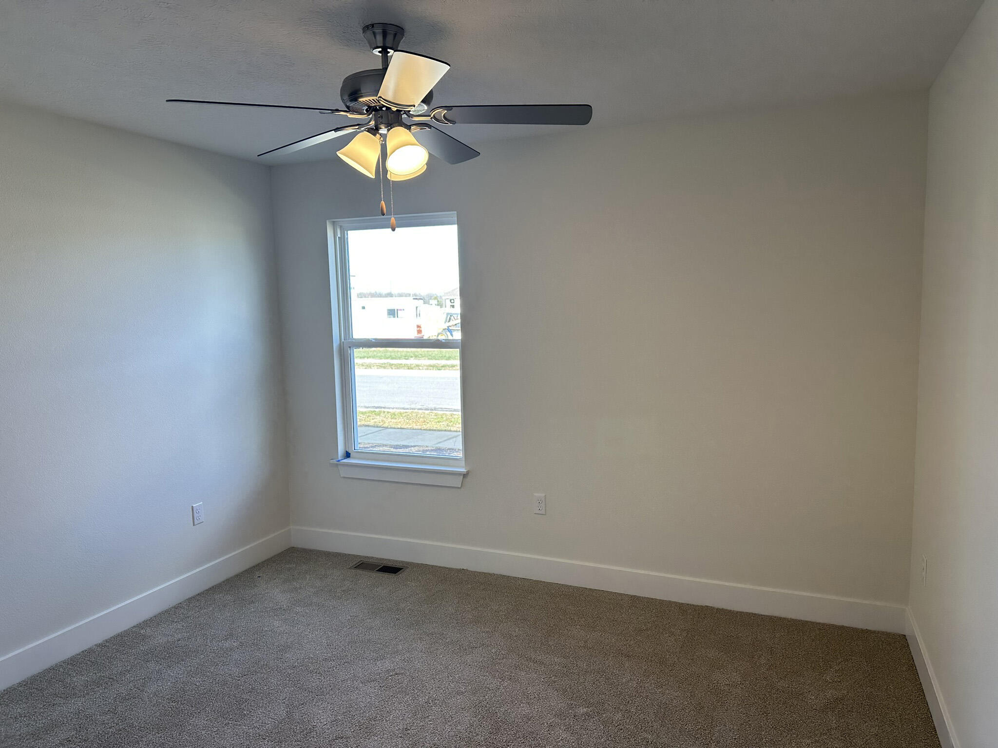 1191 North Maxine Avenue Property Photo 11