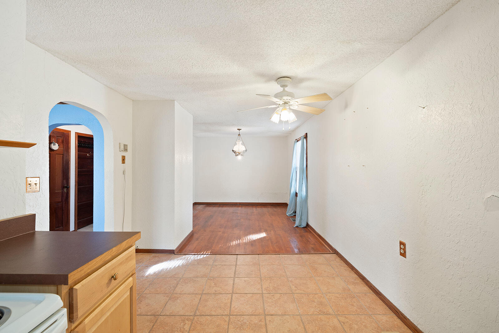 415 South Main Street Property Photo 11
