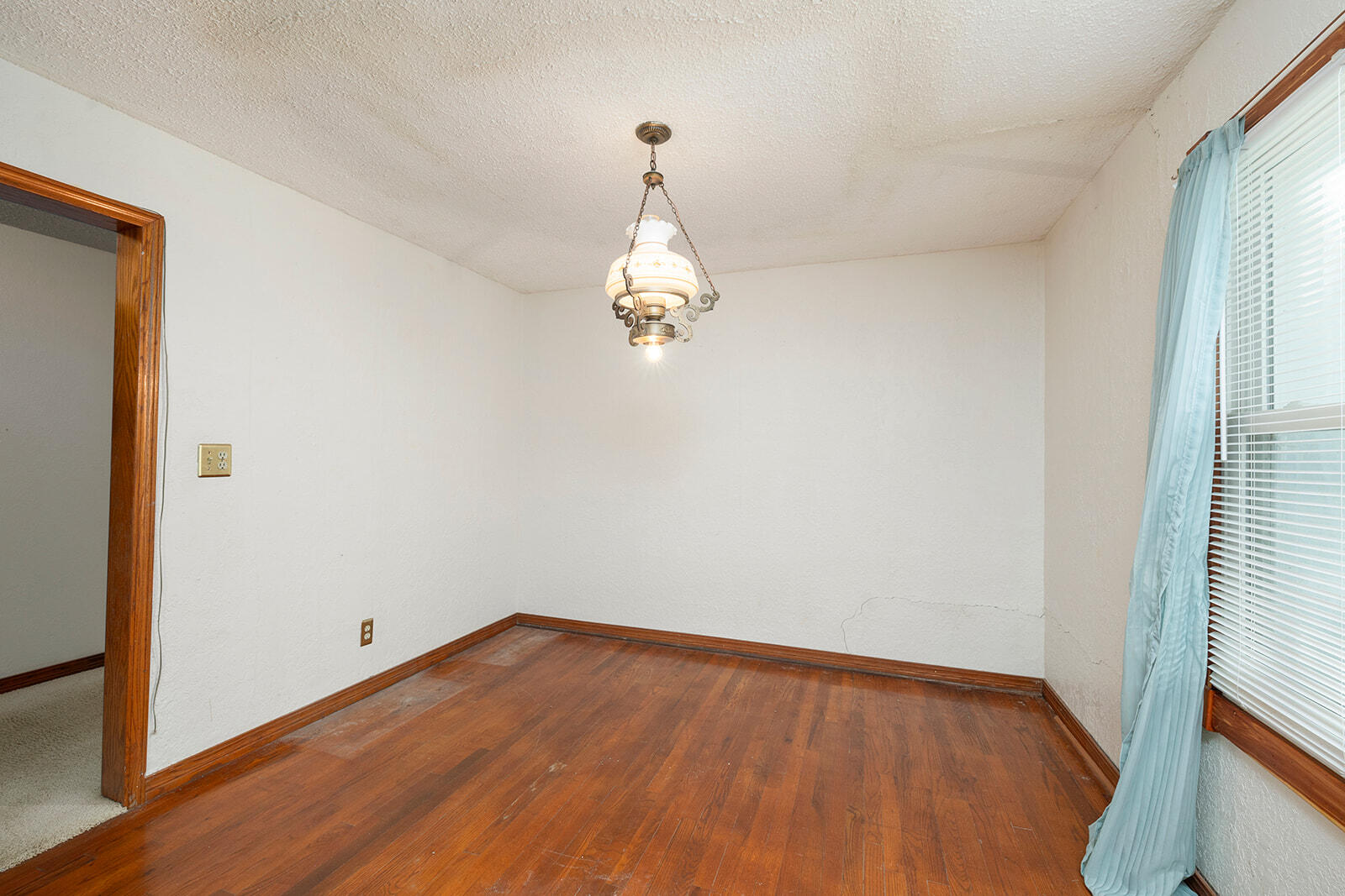 415 South Main Street Property Photo 13
