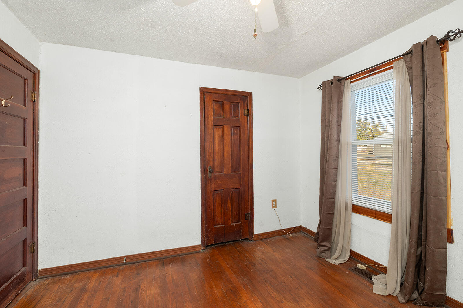 415 South Main Street Property Photo 21