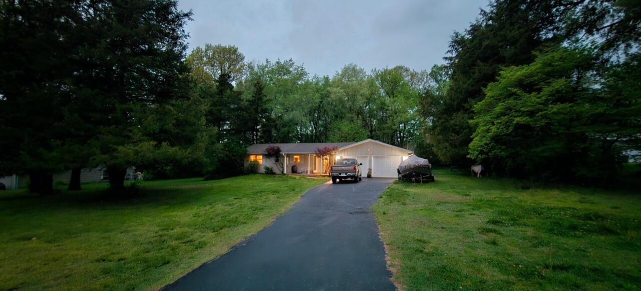 861 South Pin Oak Drive Property Photo