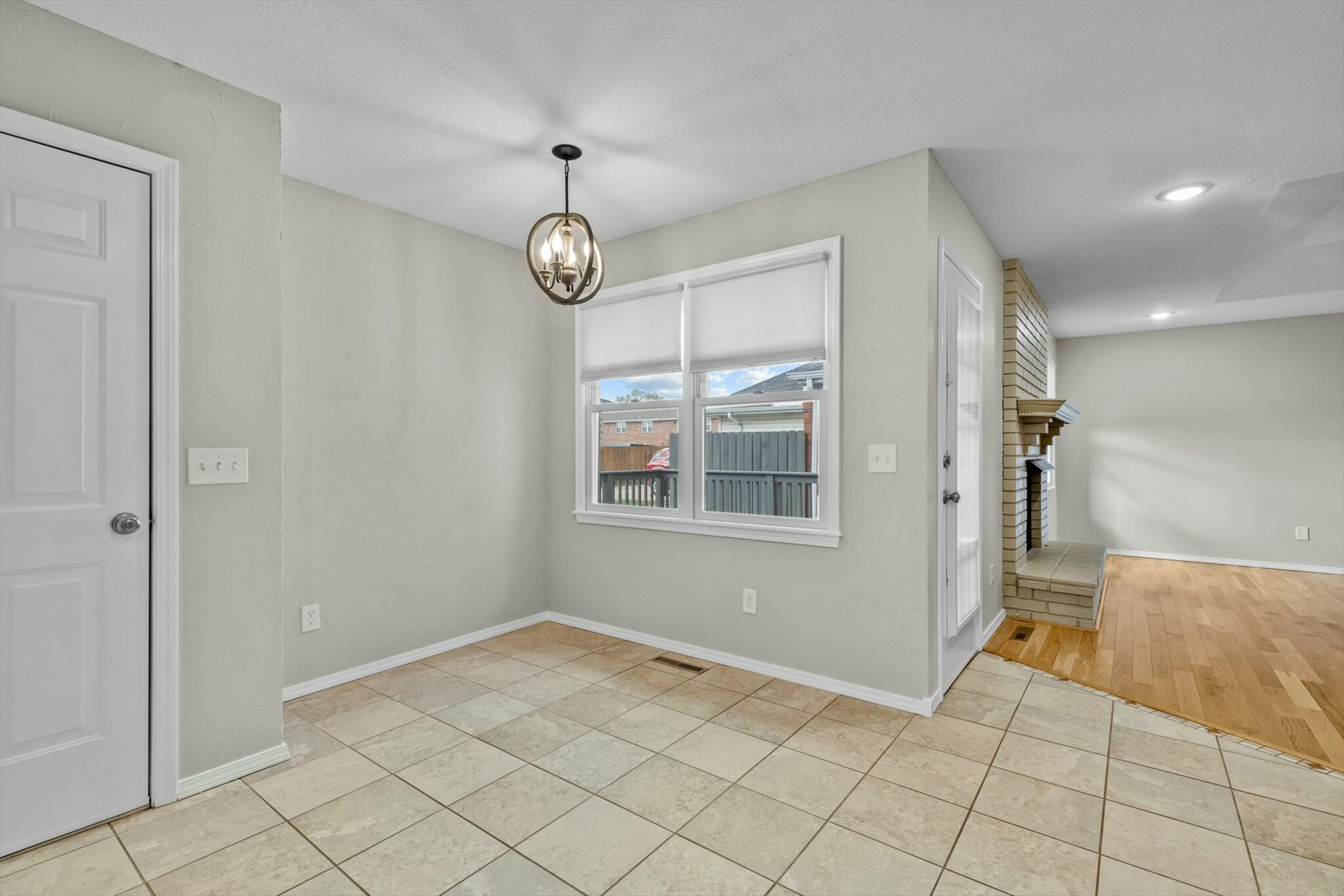 3469 South Kickapoo Avenue Property Photo 6