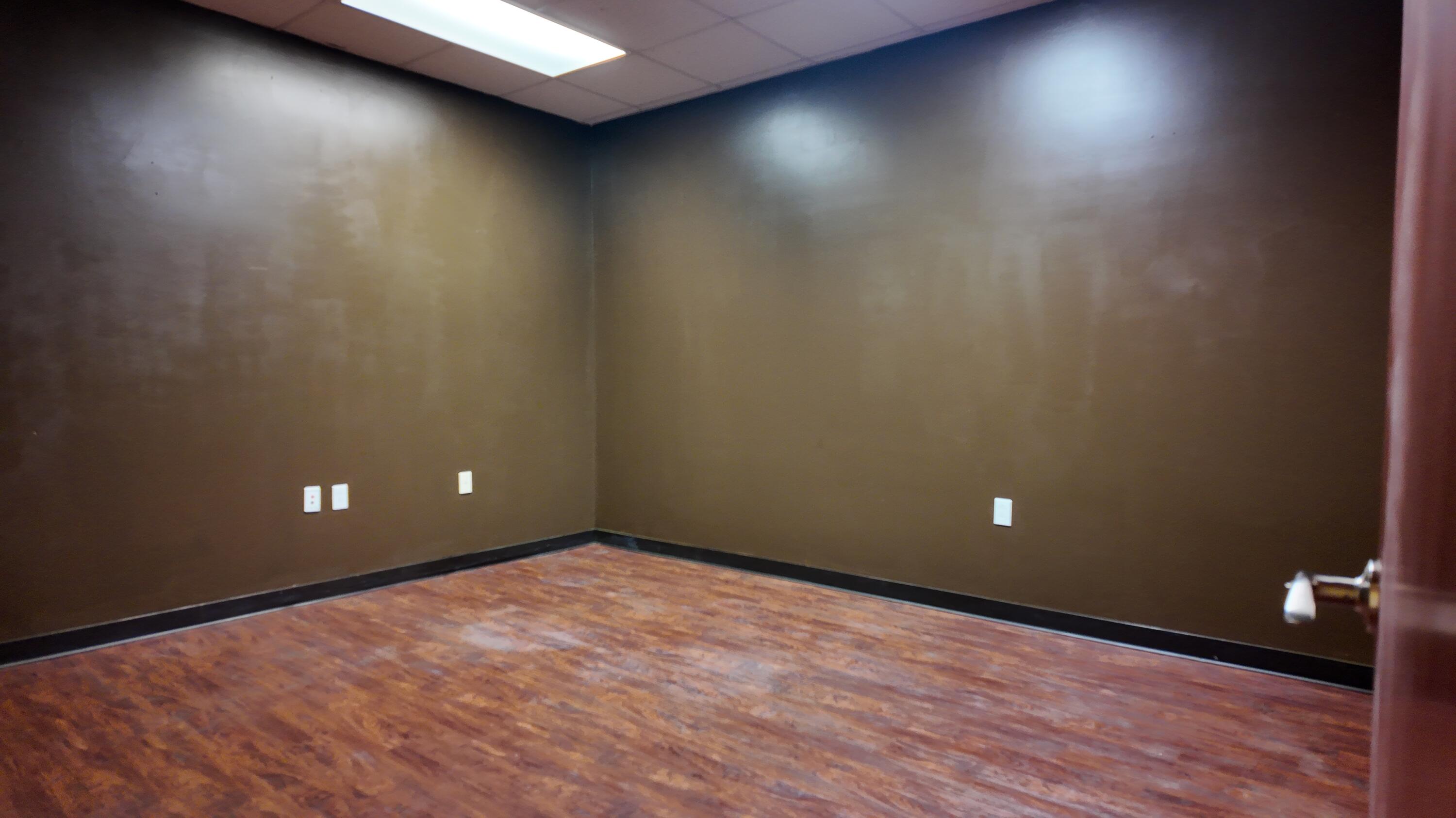 109 Veterans Boulevard Property Photo 5