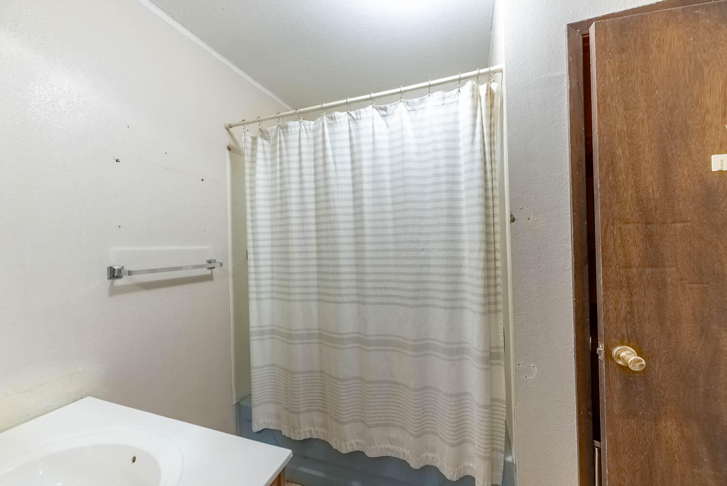 777 County Road 393 Property Photo 11
