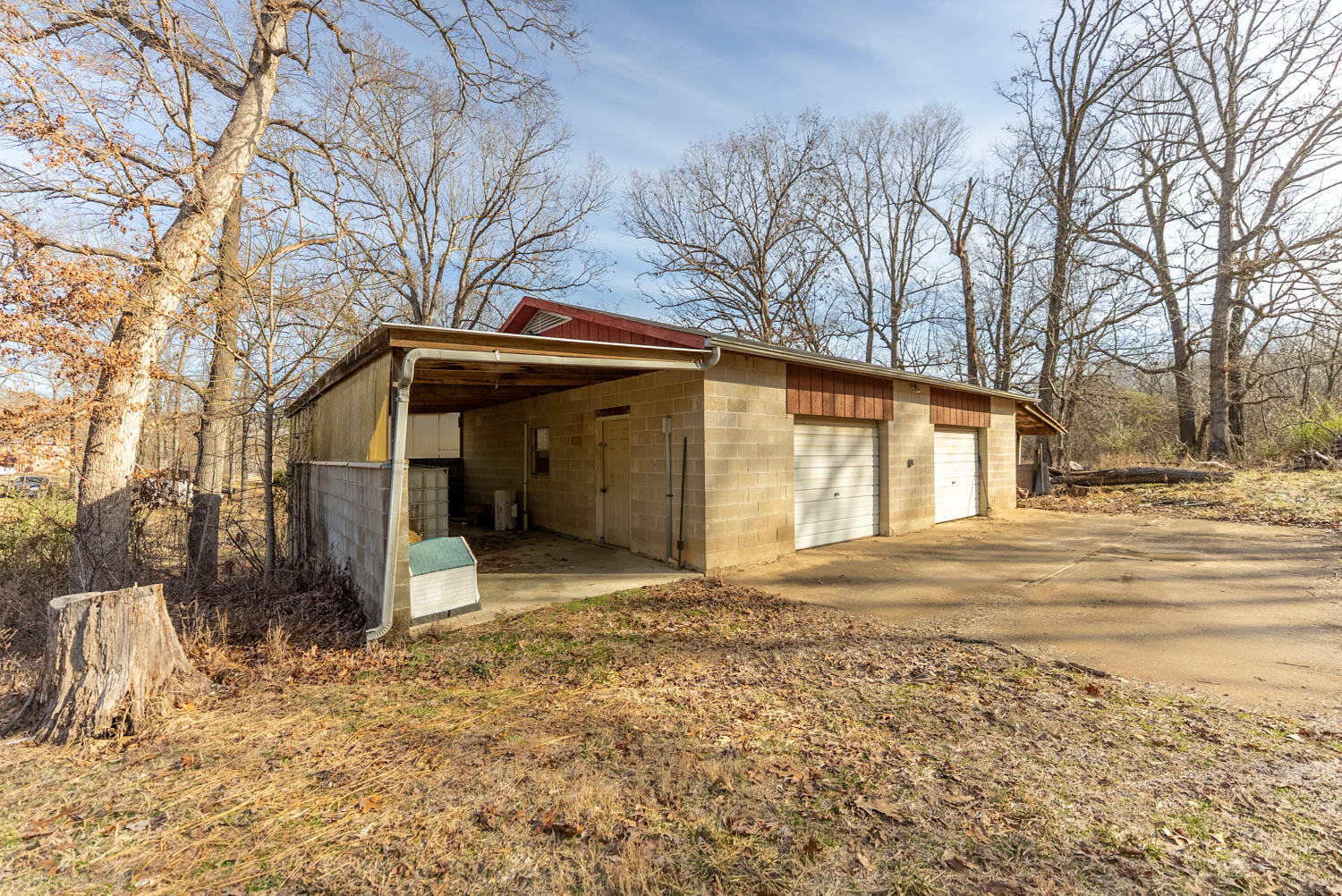 777 County Road 393 Property Photo 23