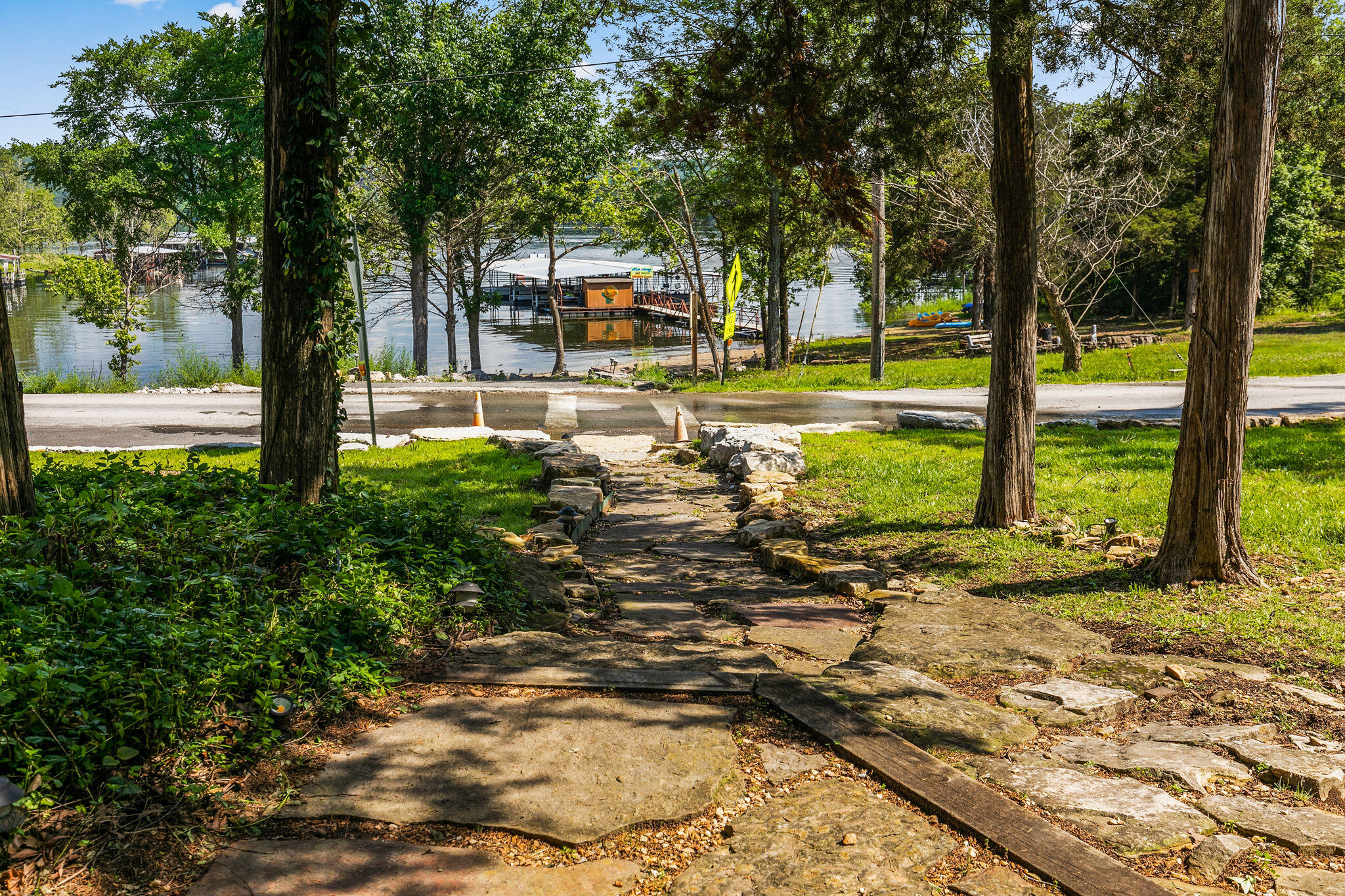 1715 Hideaway Road Property Photo 8